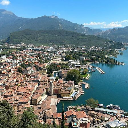 Ferienwohnung La Cascata Bianca Riva del Garda Exterior foto